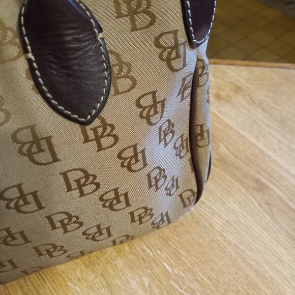 AUTHENTIC DOONEY & BOURKE SIGNATURE MONOGRAM w BUCKLE SATCHEL BAG HANDBAG PURSE - Picture 4 of 10